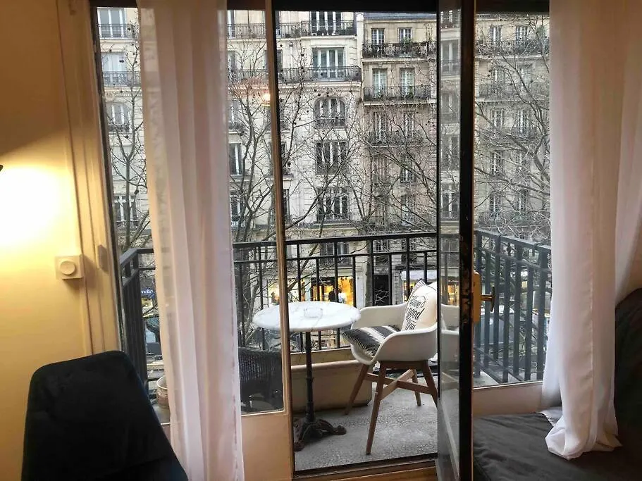 Grand Proche Metro Apartamento París